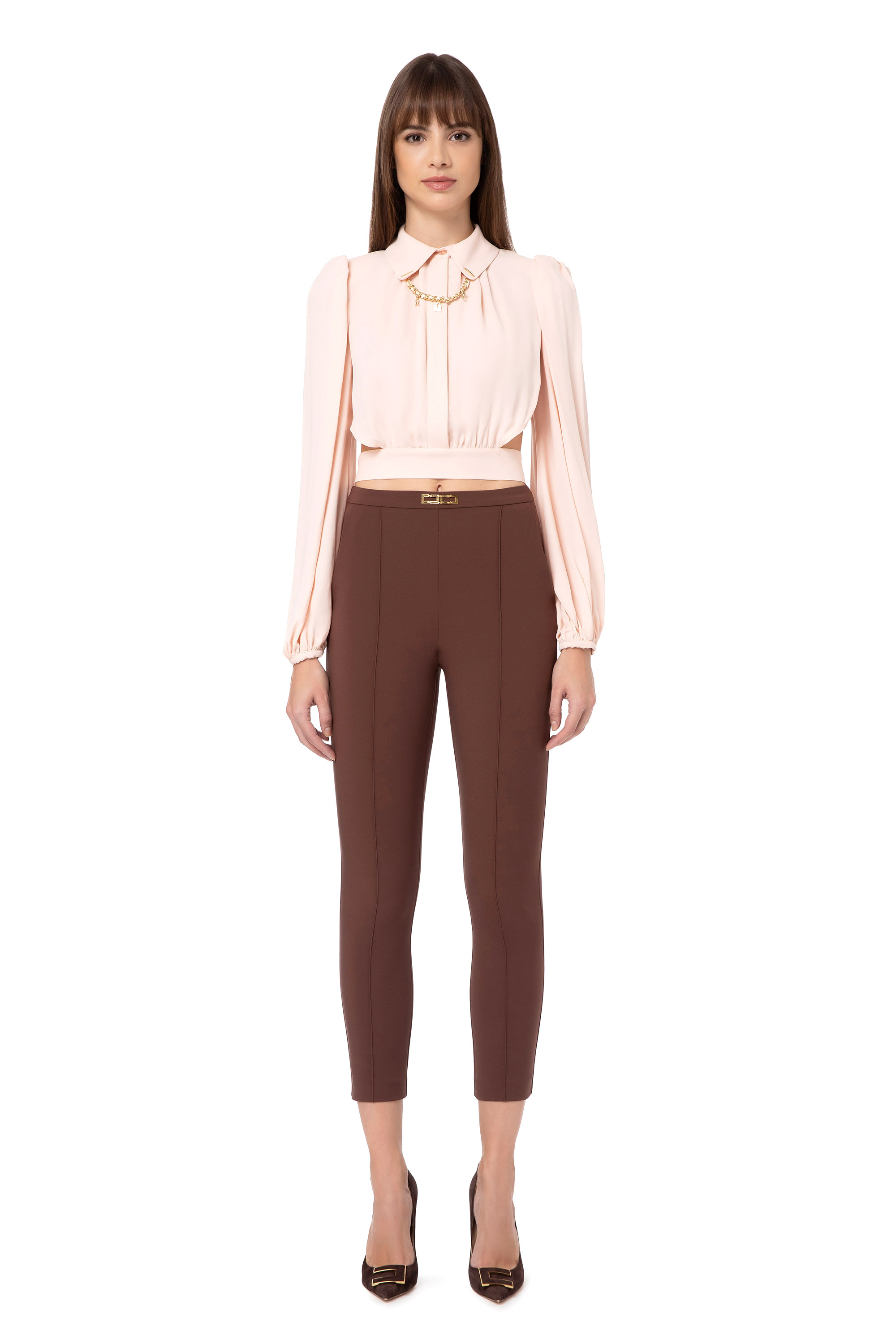 Camicia cropped con collo importante