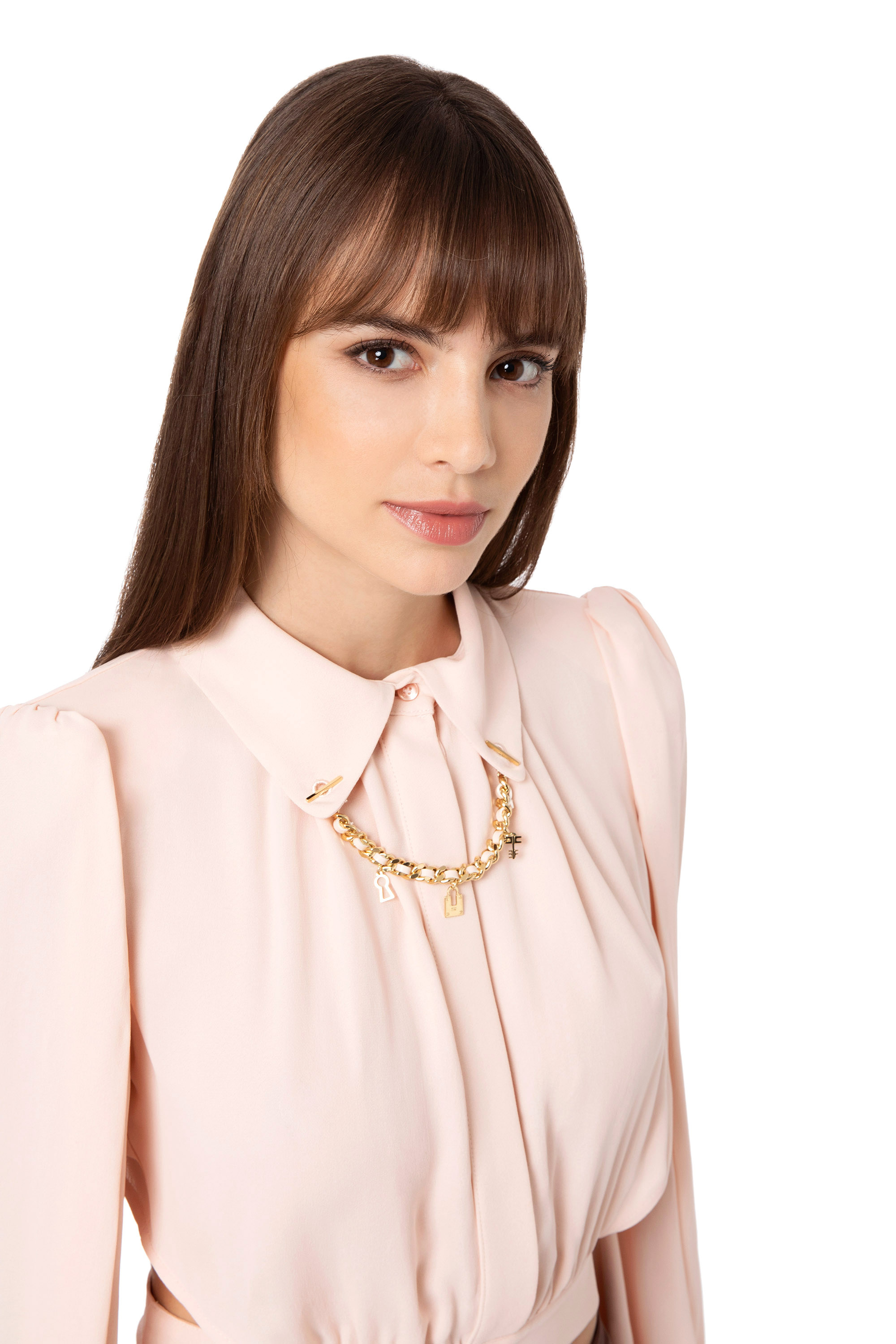 Camicia cropped con collo importante