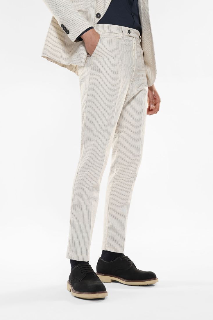 Pantaloni fantasia rigata con piega stirata