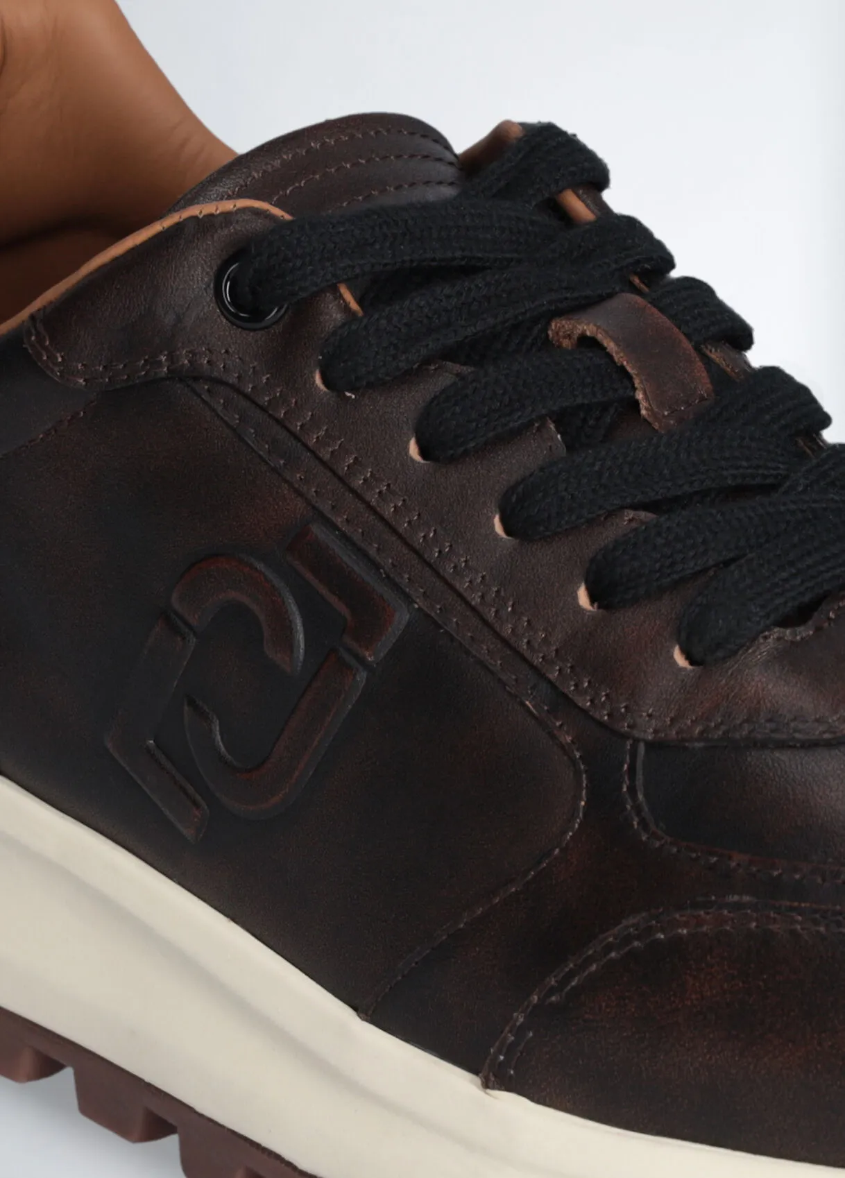 Sneakers da uomo in pelle spazzolata
