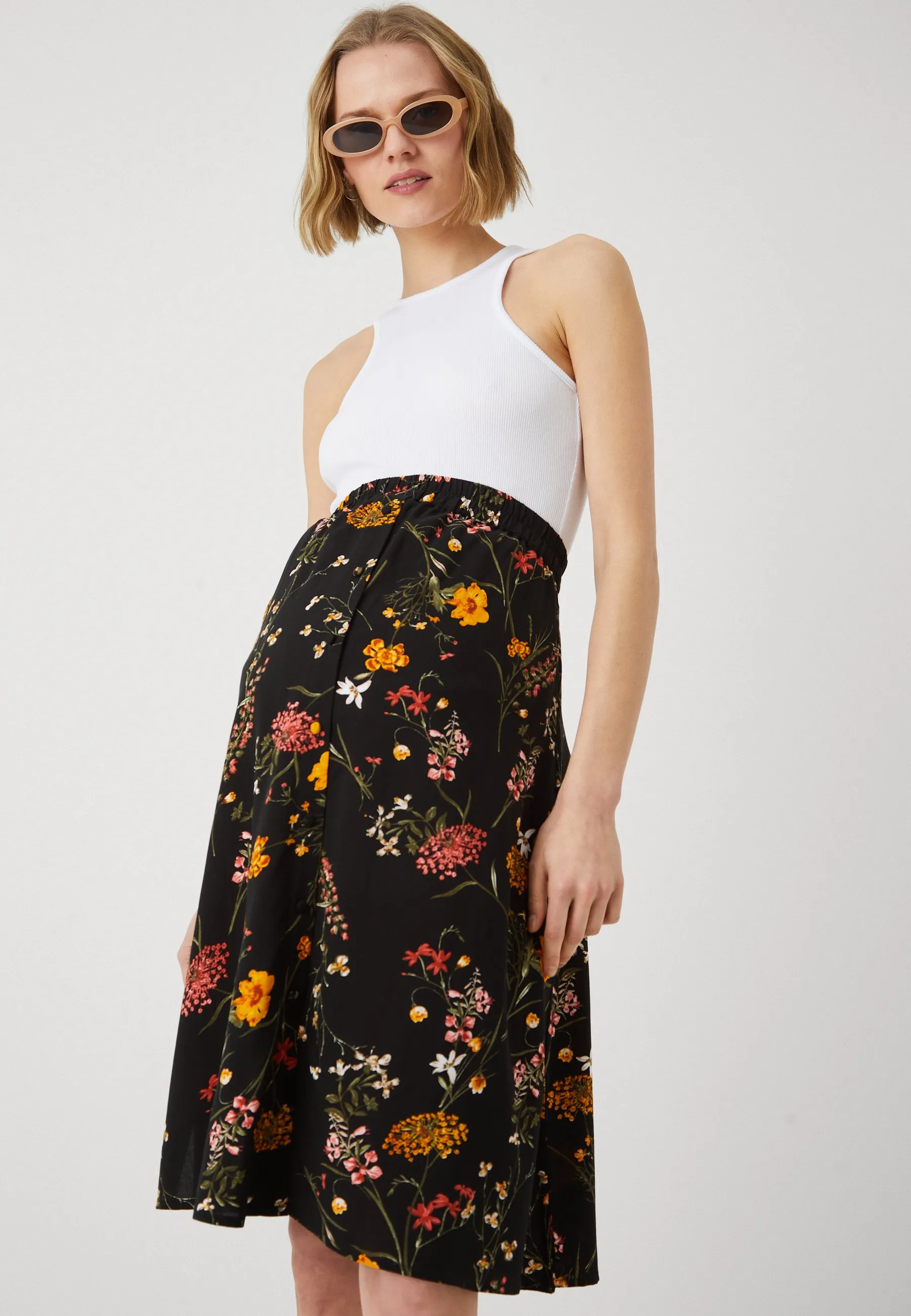 VMMEASY SKIRT NEW - Gonna a campana